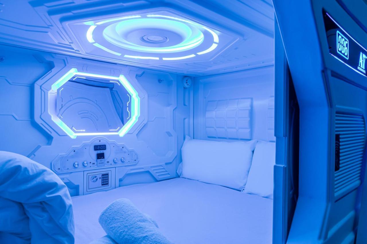 Art Seven Hostel Capsules Мадрид Экстерьер фото