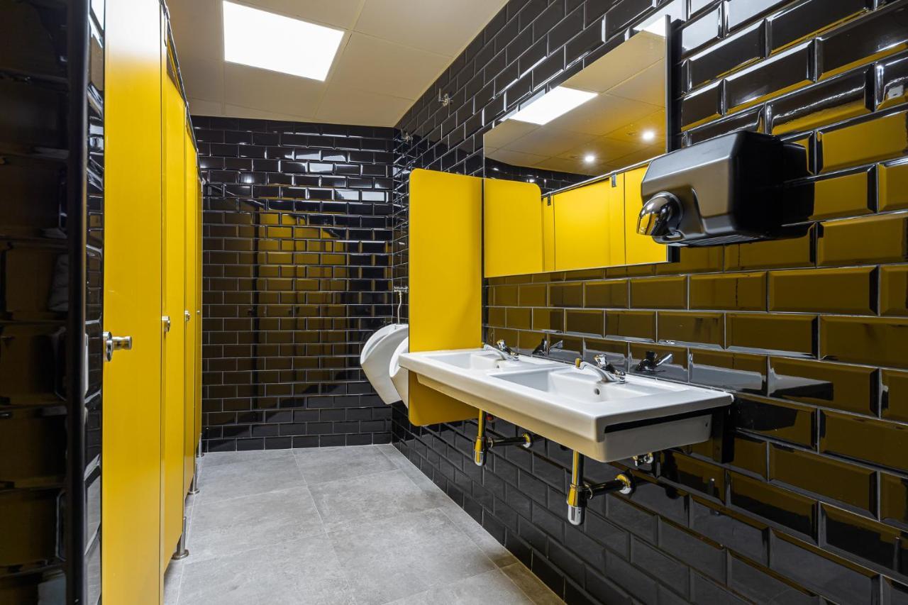Art Seven Hostel Capsules Мадрид Экстерьер фото
