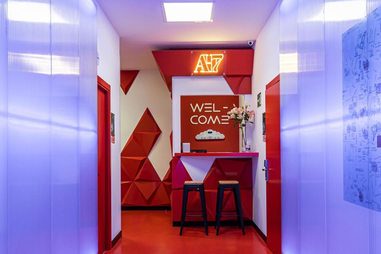 Art Seven Hostel Capsules Мадрид Экстерьер фото